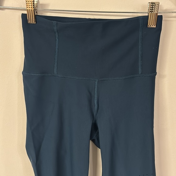 Lululemon Zoned In leggings - Picture 3 of 9